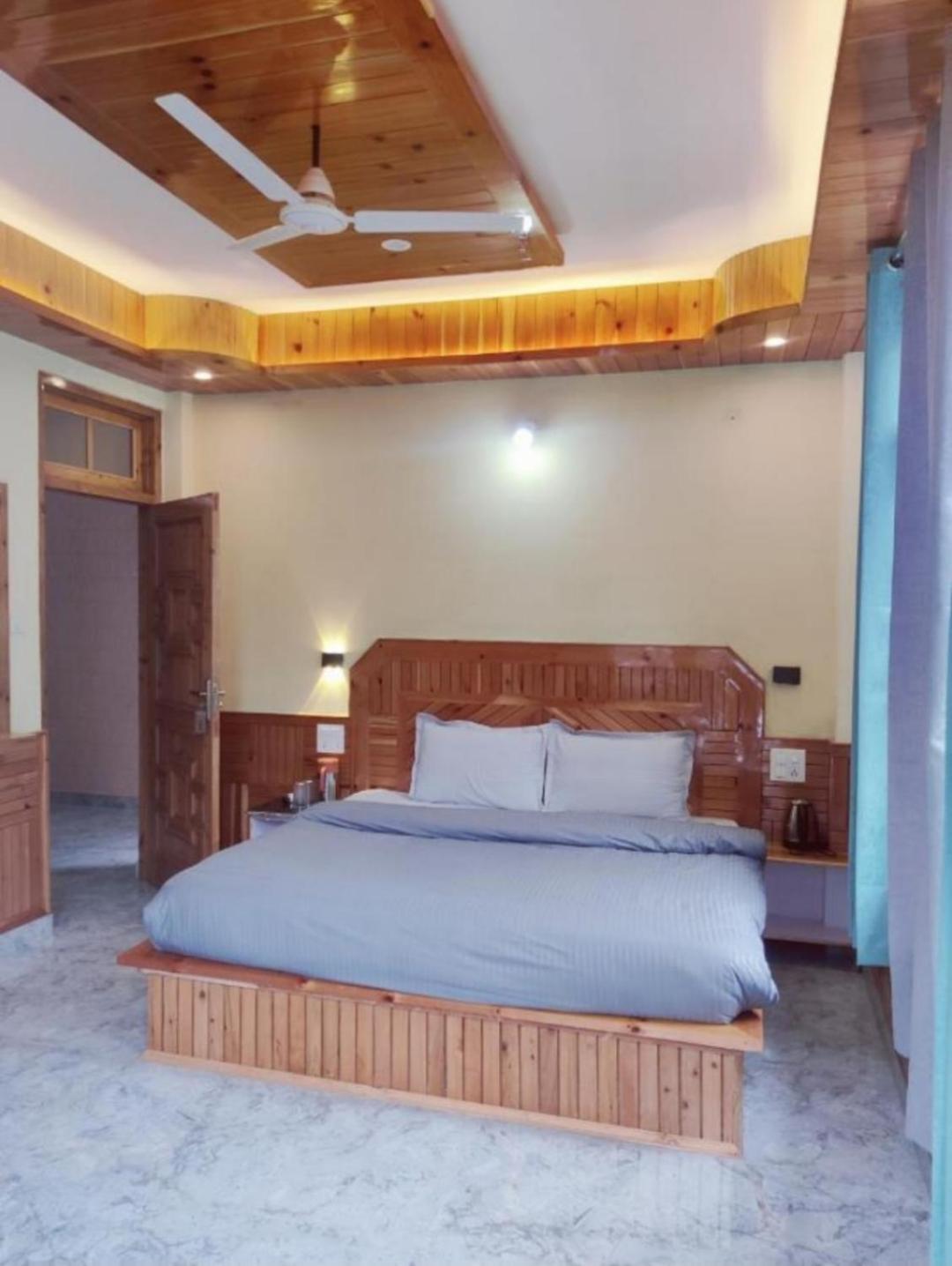 Delight Homestay Kasol Kültér fotó